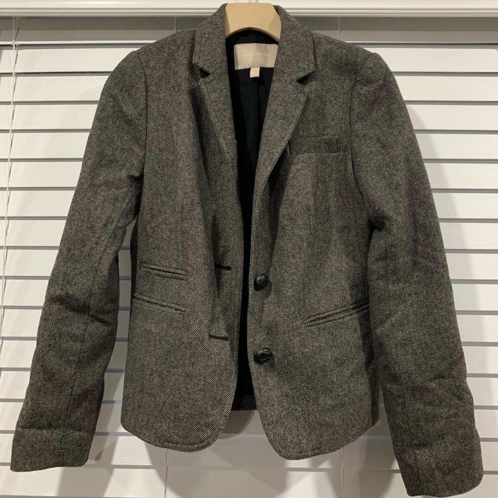 Banana Republic, Gray/brown Tweed Blazer- 6P (EUC)